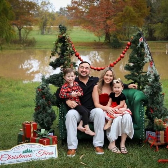 Meet your Posher, Madison - Picture 1 of 1